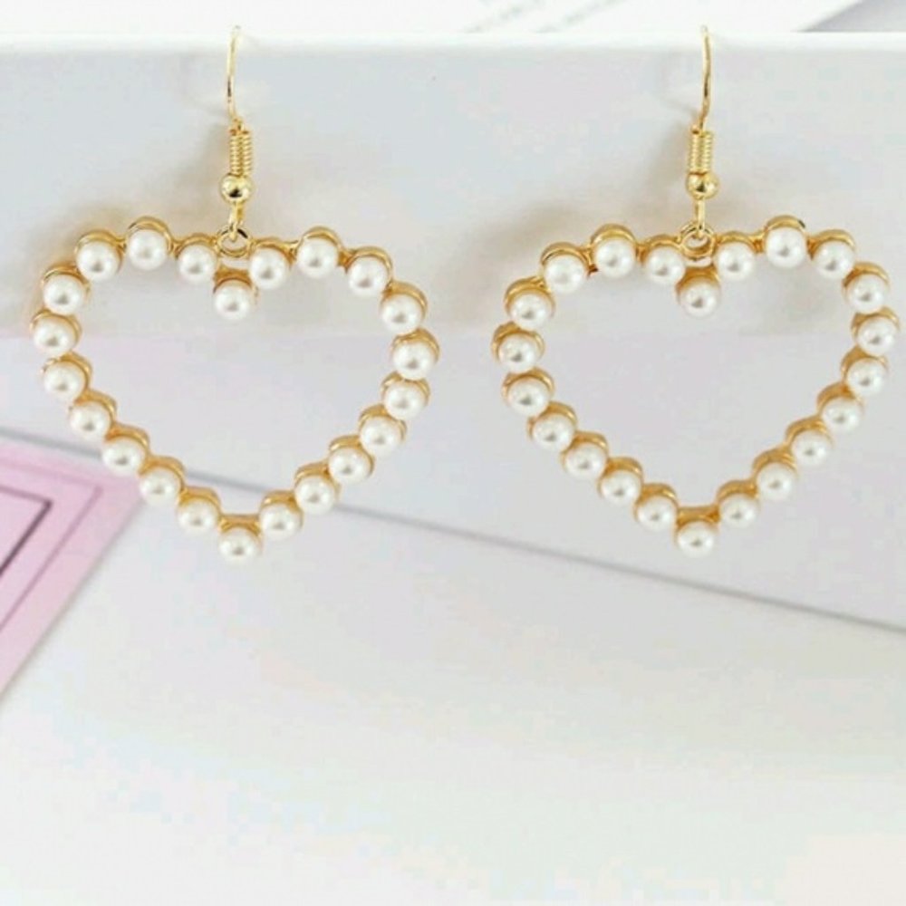 Gold ♥ Pearl Earrings